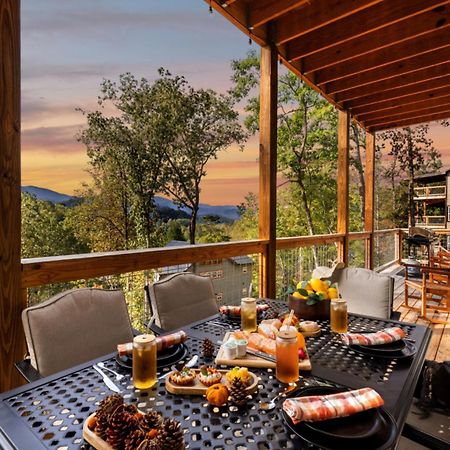 Tranquil Mountain Getaway By Ghosal Luxury Lodging 蓋特林堡 外观 照片