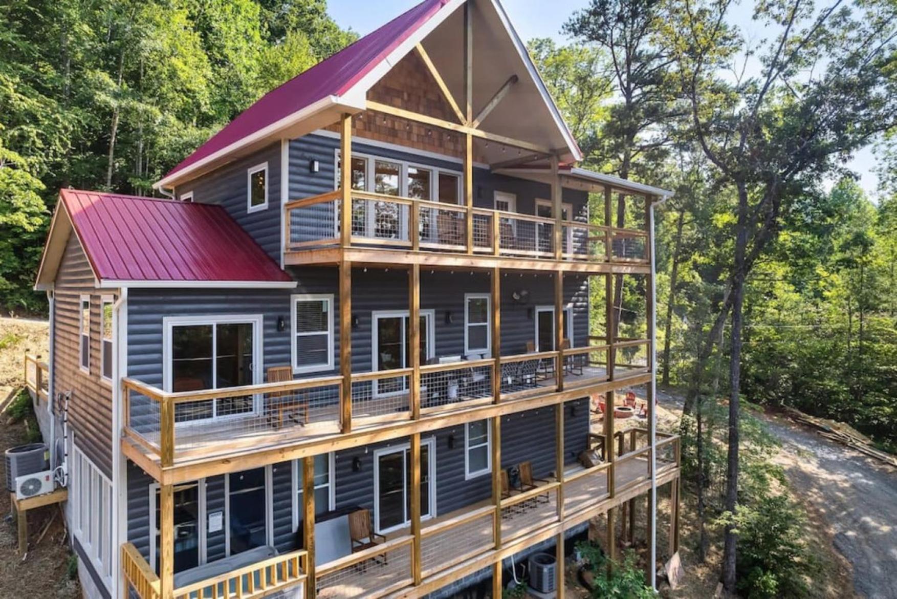 Tranquil Mountain Getaway By Ghosal Luxury Lodging 蓋特林堡 外观 照片