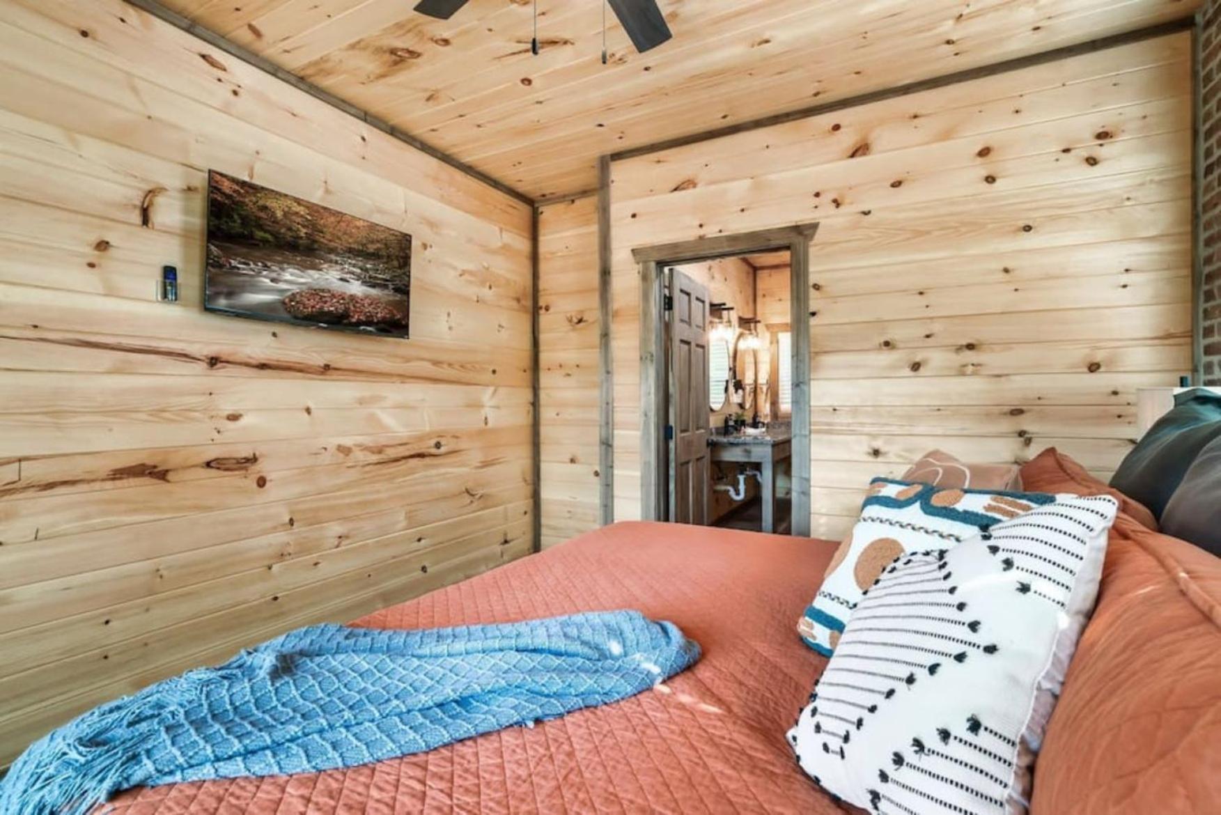 Tranquil Mountain Getaway By Ghosal Luxury Lodging 蓋特林堡 外观 照片
