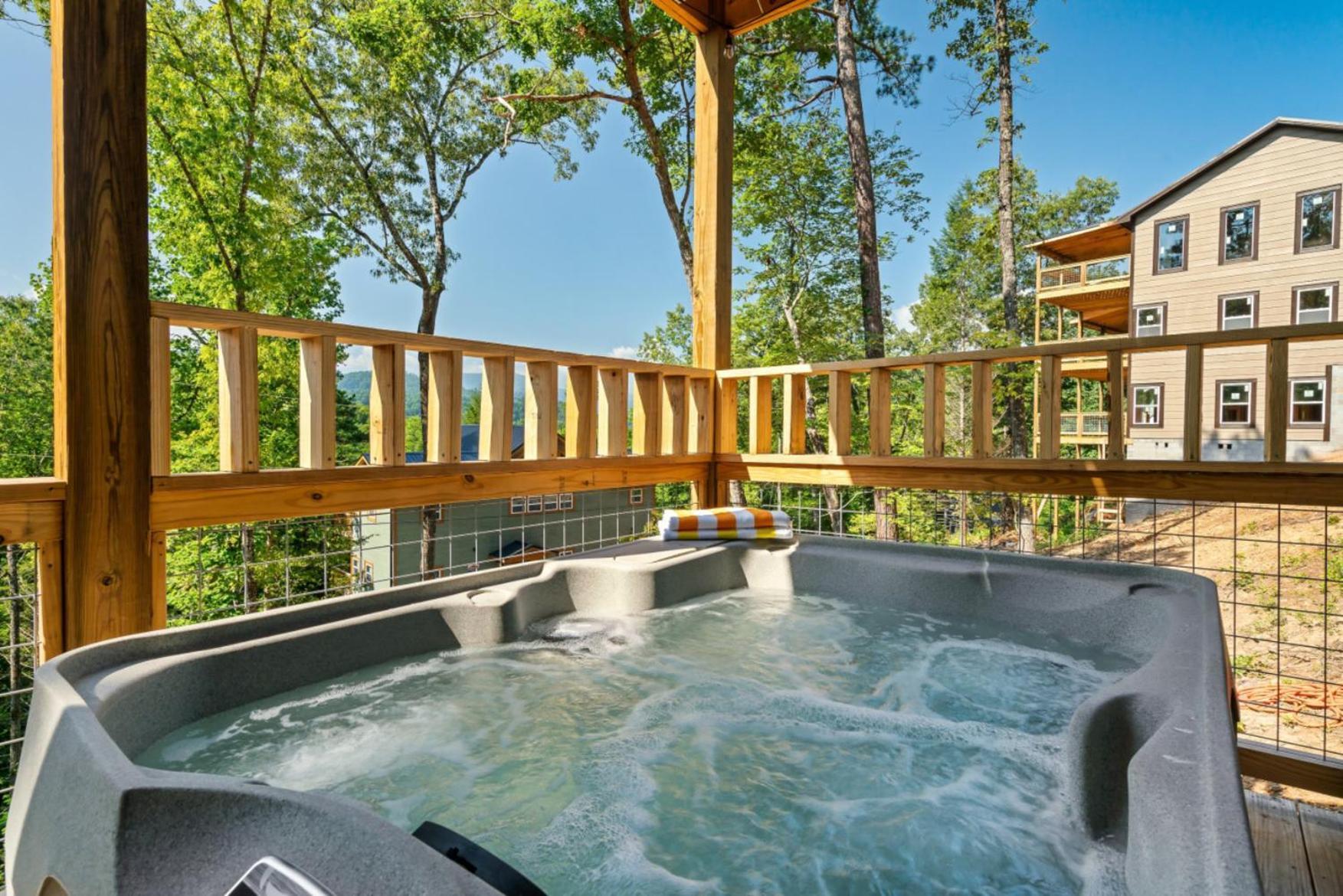 Tranquil Mountain Getaway By Ghosal Luxury Lodging 蓋特林堡 外观 照片