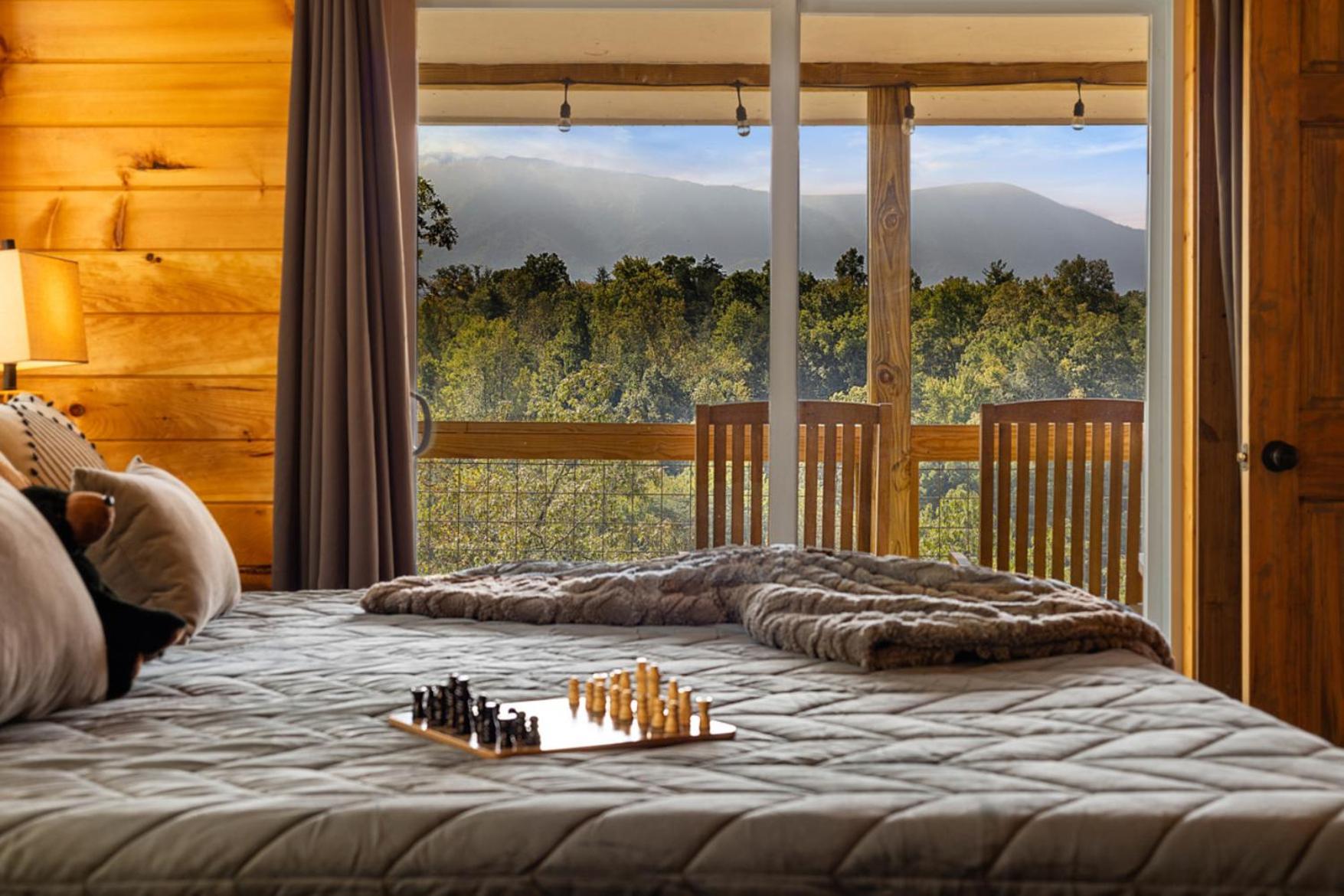 Tranquil Mountain Getaway By Ghosal Luxury Lodging 蓋特林堡 外观 照片