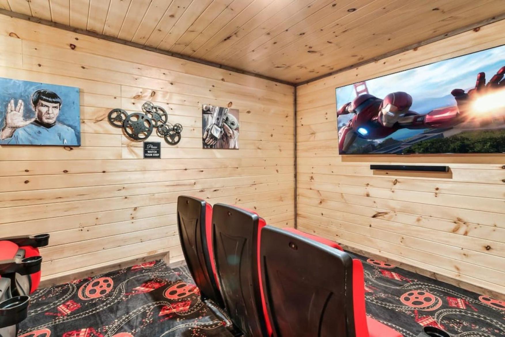 Tranquil Mountain Getaway By Ghosal Luxury Lodging 蓋特林堡 外观 照片